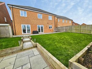 Photo 11- click for photo gallery